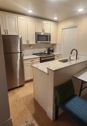 Sycamore Cottage with full kitchen